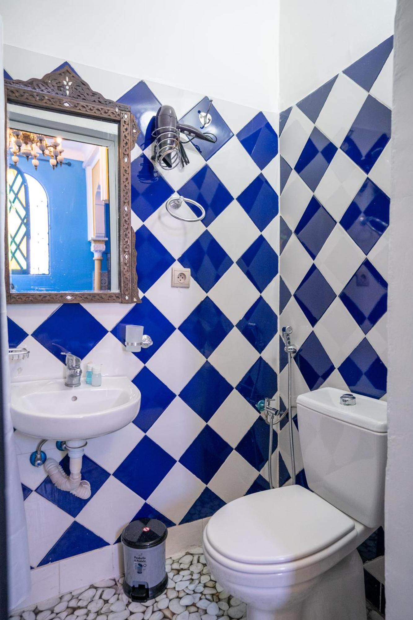 Dar Al Ghazal Hotel Tangier Bagian luar foto