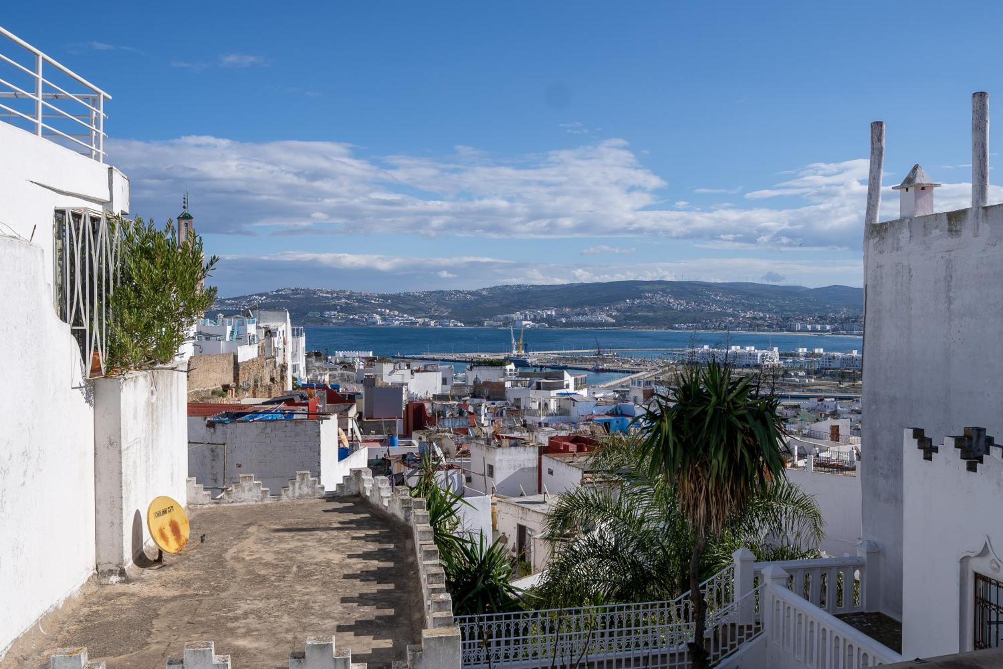 Dar Al Ghazal Hotel Tangier Bagian luar foto