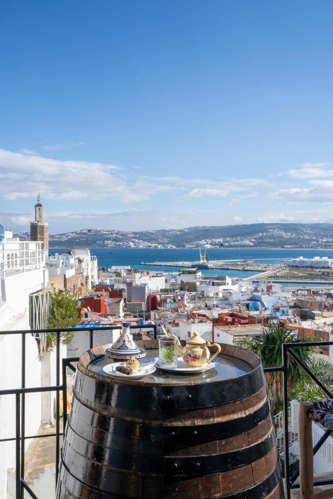 Dar Al Ghazal Hotel Tangier Bagian luar foto